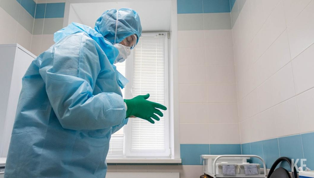 Самому молодому пациенту было 42 года.