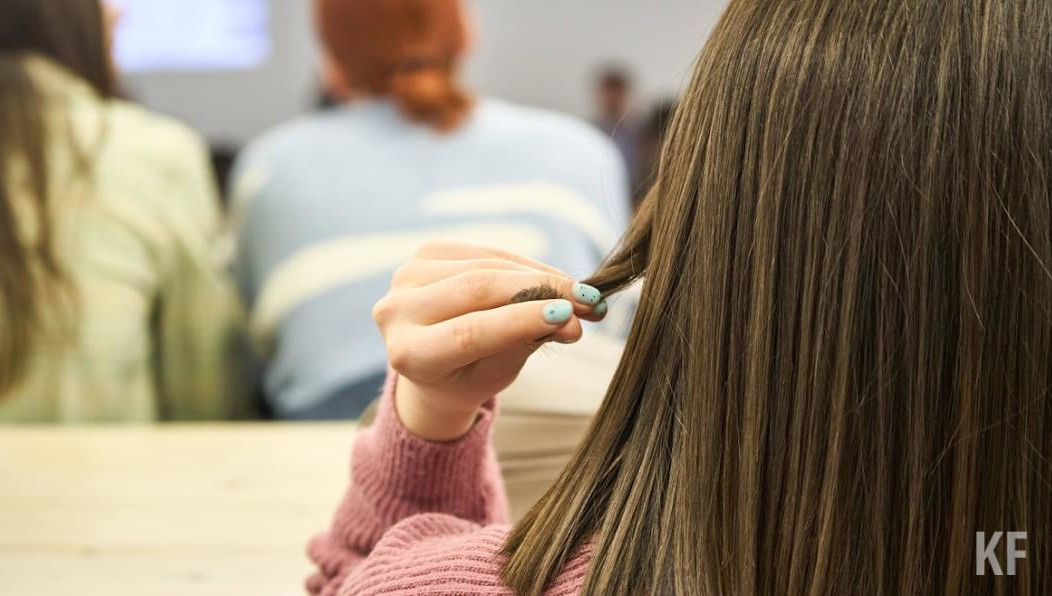 Выпускница записала на диктофон недвусмысленные намёки со стороны профессора. Выяснилось