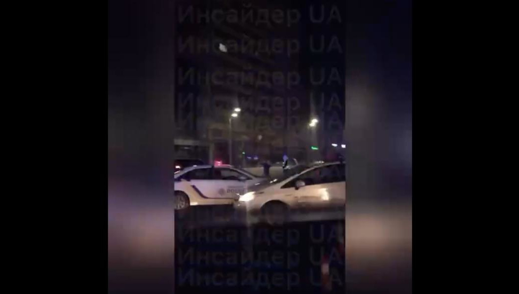 В результате ДТП пострадал водитель легковушки.