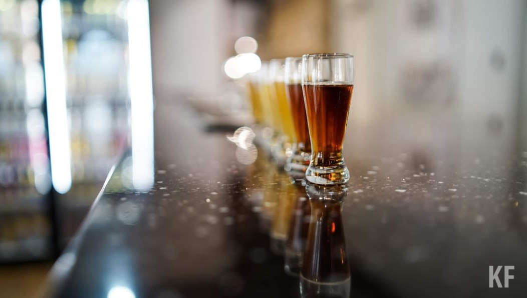 Патологической зависимости подвергаются люди