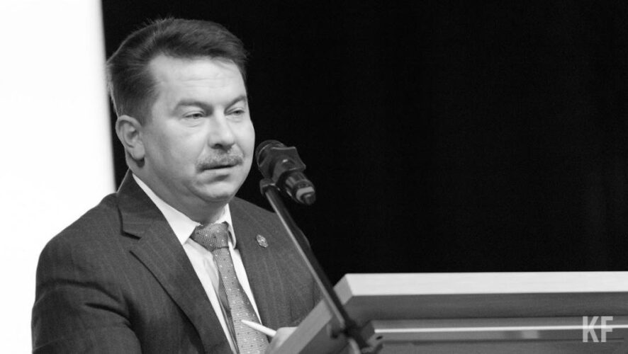 Бывший&nbsp;глава Минздрава Татарстана получил награду за заслуги в области здравоохранения.