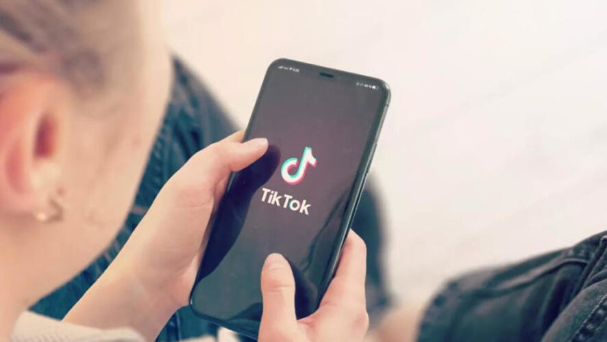 Такие меры приняли в связи с новым законом&nbsp;о фейках в стране.