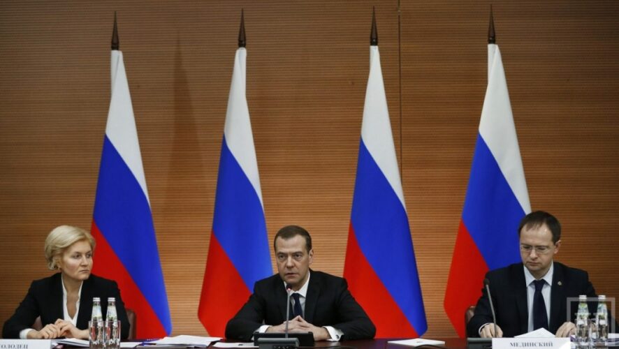 Премьер-министру России Дмитрию Медведеву удалось зайти на сайт Rutracker