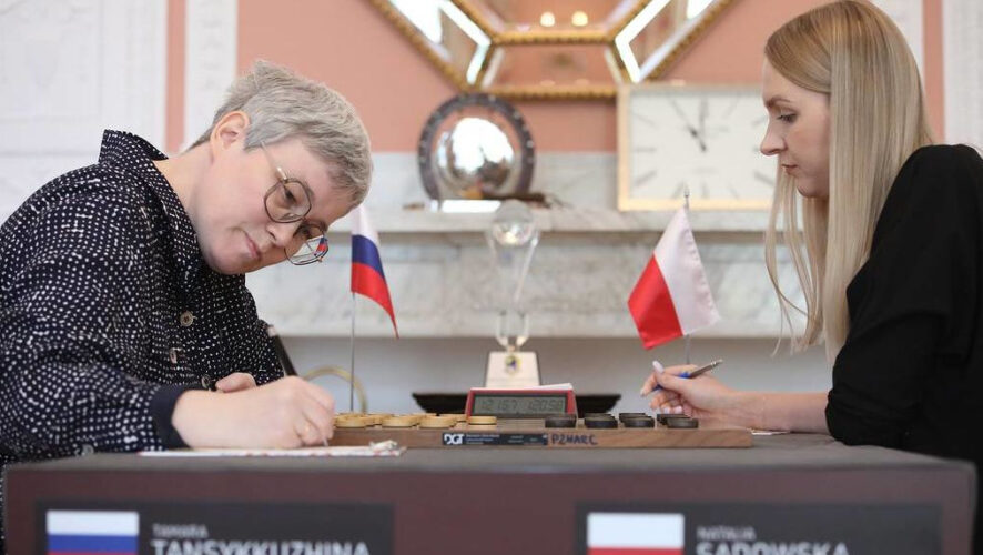 Во время чемпионата мира по шашкам со стола гроссмейстера Тамары Тансыкужиной – уроженки Челнов – сняли российский флаг.