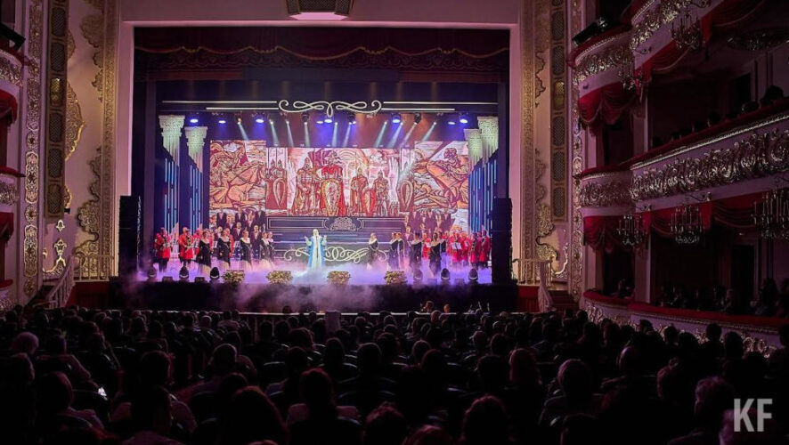 За четыре дня театр показал 10 постановок.