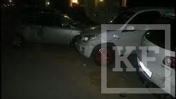 Сегодня 15 ноября в 17:17 в Альметьевске на улице Ленина водитель совершил наезд на стоящий автомобиль