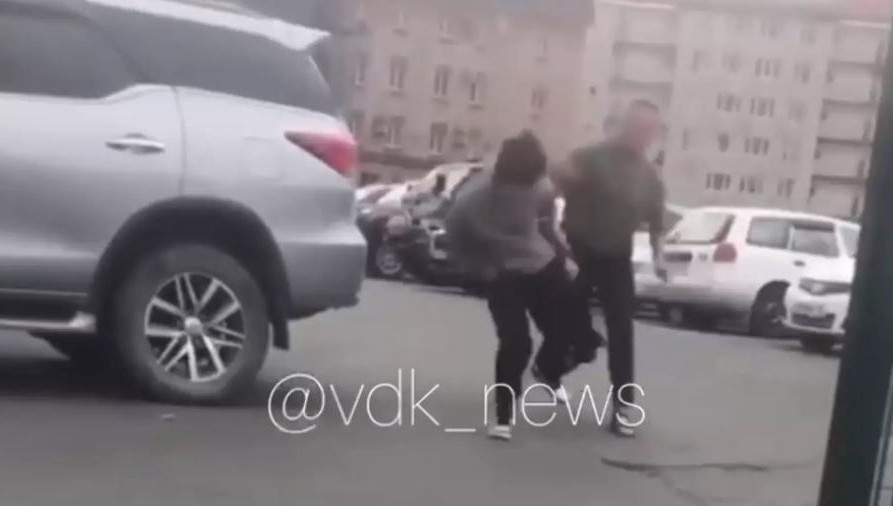 Администрация колледжа никак не прокомментировала данный инцидент.