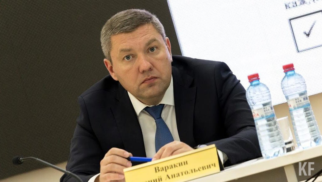 Ранее Варакин занимал пост руководителя Аппарата Исполнительного комитета Казани.