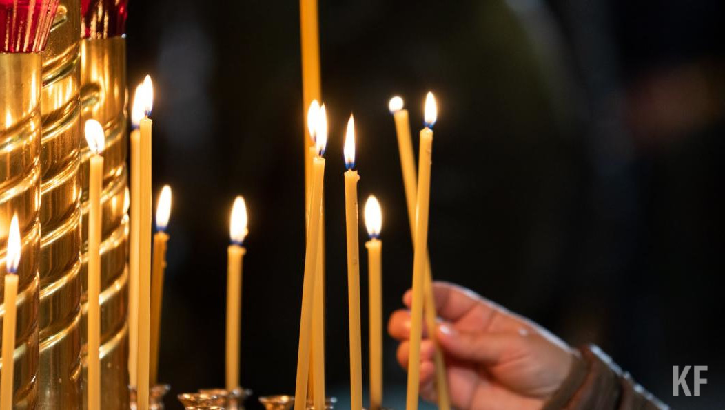 Евгений Аксенов скончался на 62-м году жизни.