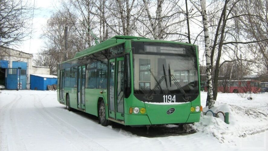 Подвижной парк Казани пополнился 10 новыми современными троллейбусами.
