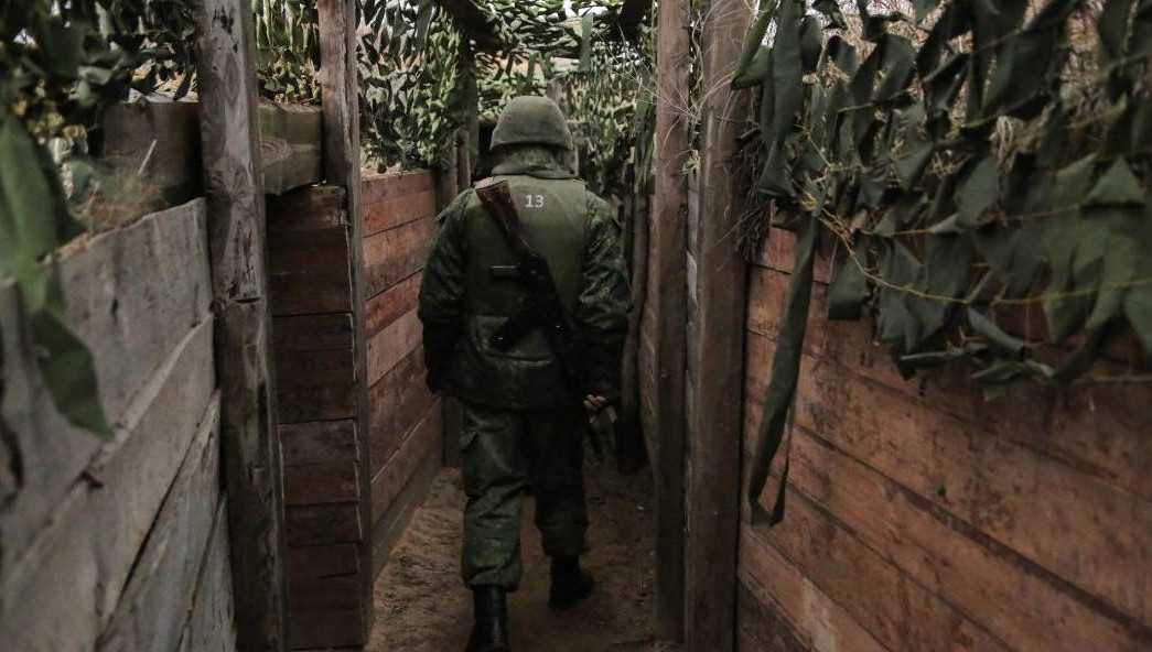 Они нашли в интернете видео допроса солдата и вымогали деньги у женщины.