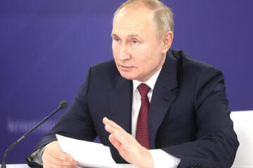 Президент оценил работу руководства регионов России по антиковидным ограничениям.