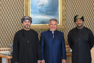 Раис Татарстана встретился с делегацией Султаната Оман.