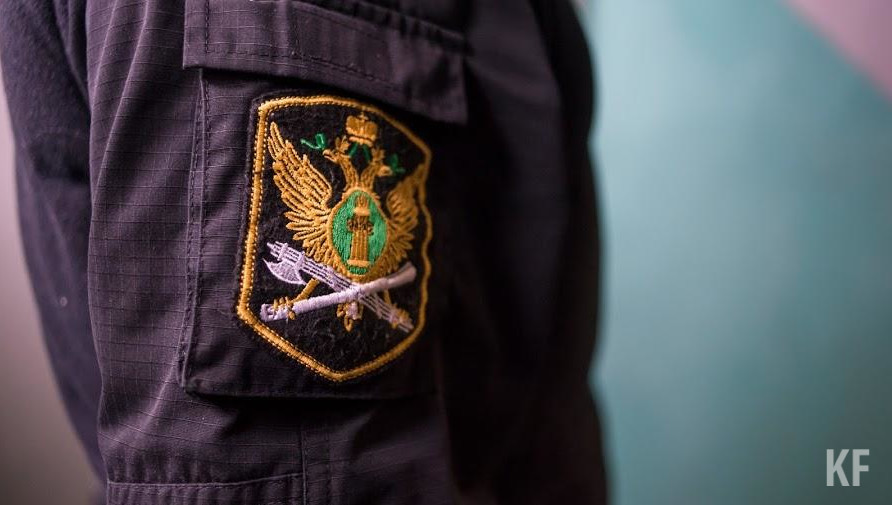 Неплательщика далеко от дома обнаружили  судебные приставы.