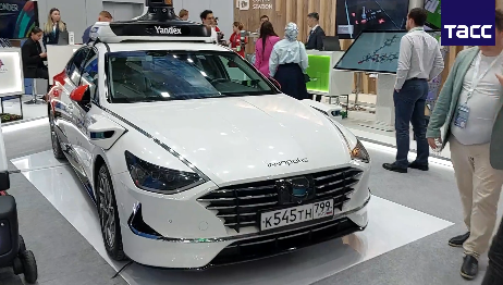 В прошлом году Яндекс представил новое поколение беспилотных автомобилей на базе Hyundai Sonata.
