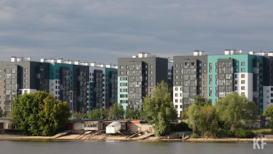 Условием является обязательное накопление&nbsp;на первый взнос по ипотеке.