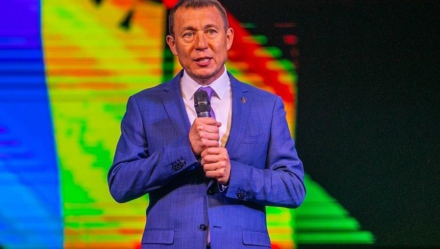 Аналитики предвещают нижнекамскому мэру очередное падение в показателях.