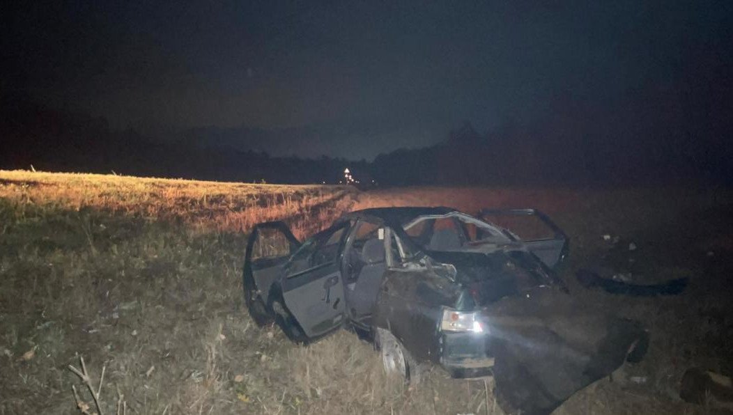 Отечественное авто превратилось в груду металла.