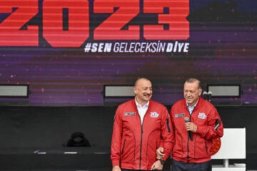 Турецкий лидер посетил технологическую выставку Teknofest.
