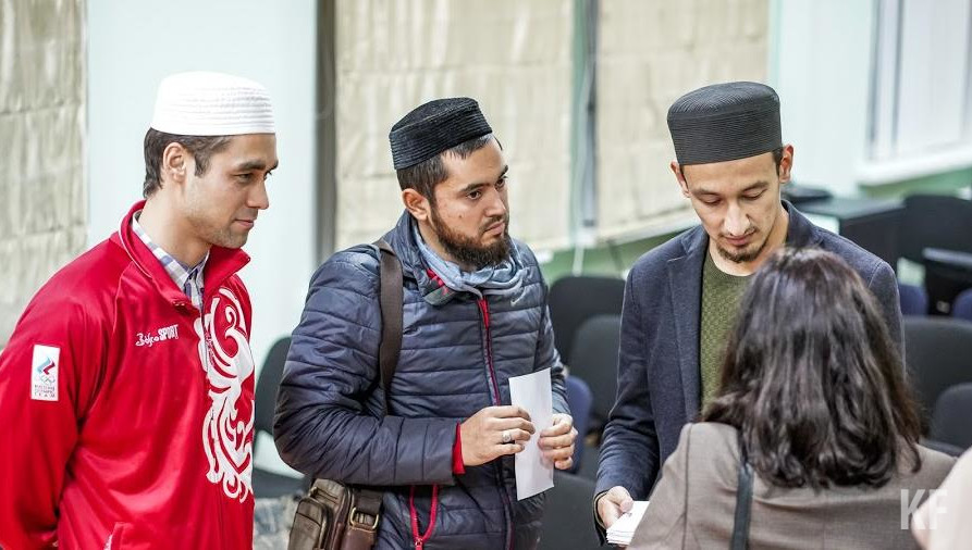 В Кабинете министров прошло заседание Совета по реализации законодательства о языках Республики Татарстан.