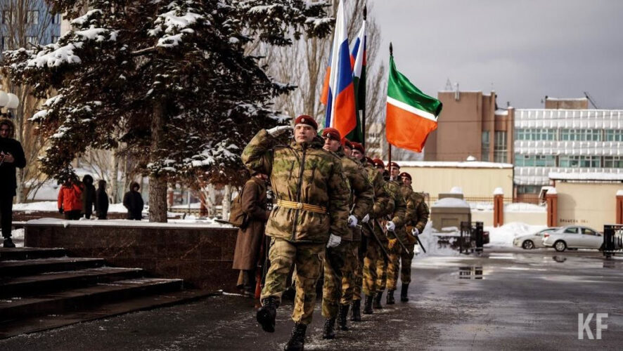 После нее жителей страны ждут всего три рабочих дня.