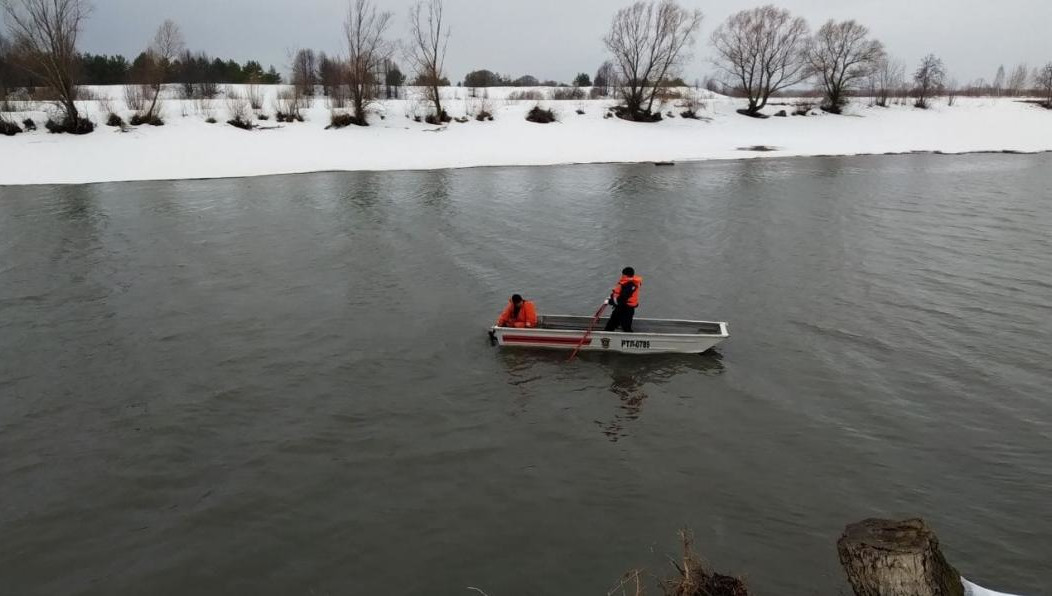 На нём не было спасательного жилета.