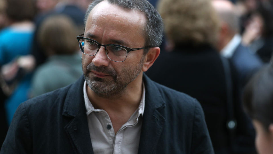 Режиссер лечится от ковида в немецкой клинике.