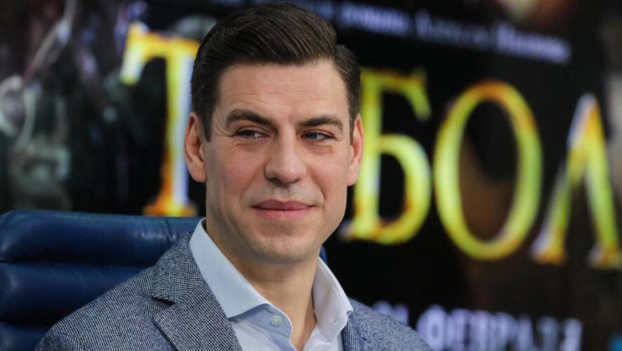 Выступление заслуженного артиста России продлится не менее 30 минут.