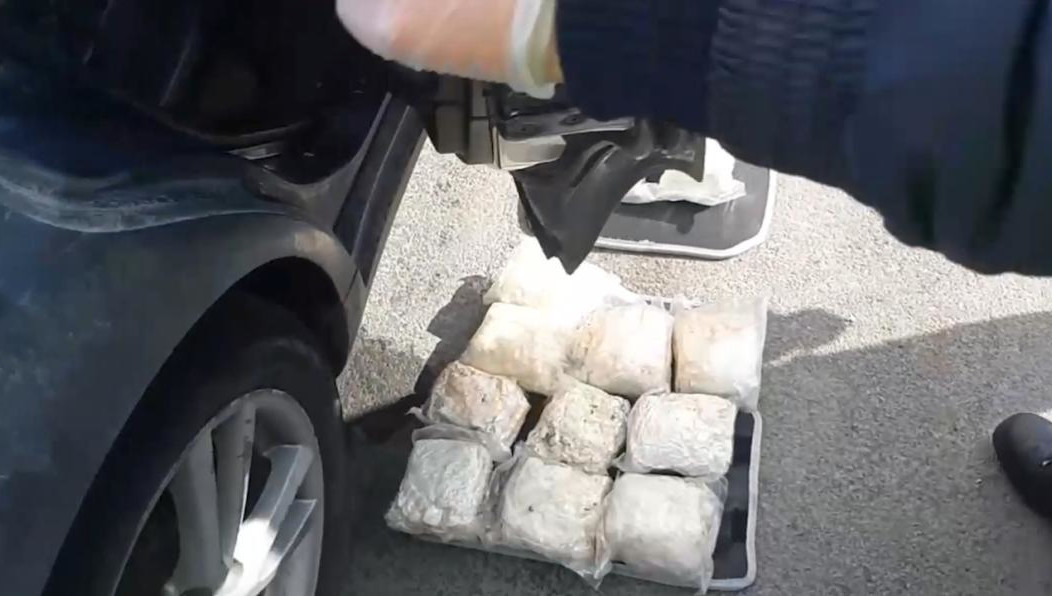 Наркотики купили в Брянске