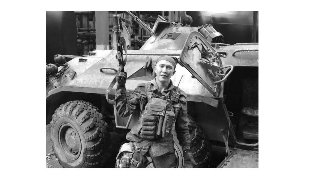 Oбстоятельства его cмерти пока неизвестны.