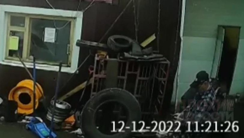 Смертельную историю случайно заснял видеорегистратор грузовика