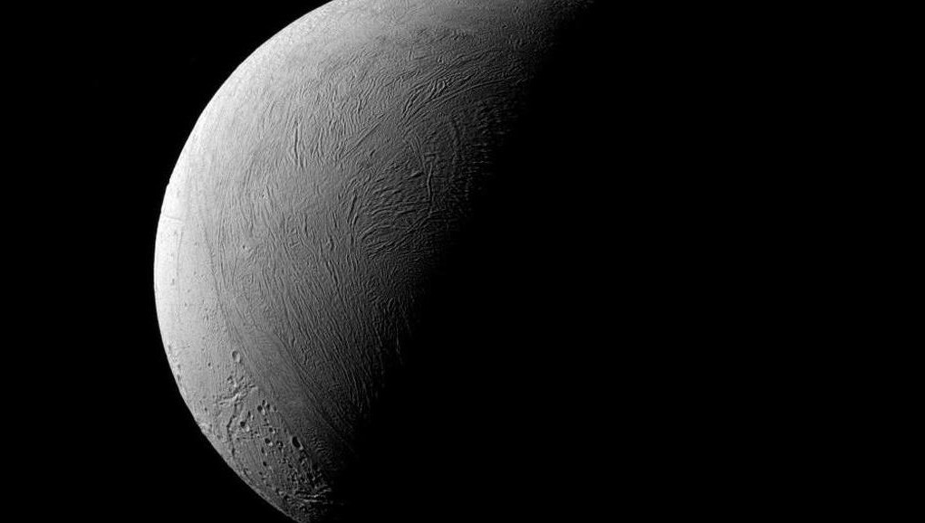 У аппарата будет разрешение съёмки поверхности Земли 35 сантиметров.