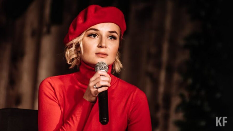 Внимание привлекла таргетированная реклама музыкального шоу.