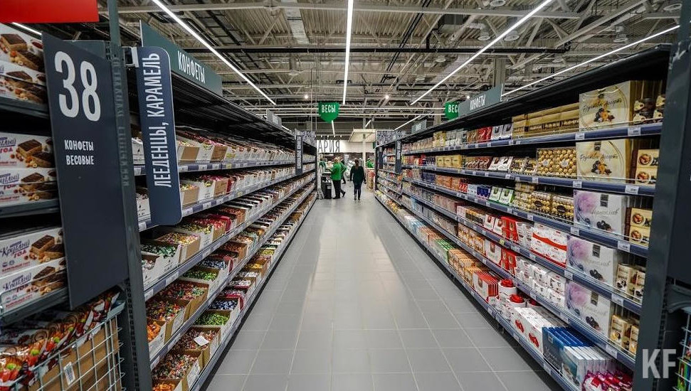 Следователи изъяли и просмотрели записи с камер видеонаблюдения.