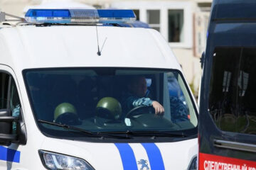 Он принёс извинения всем