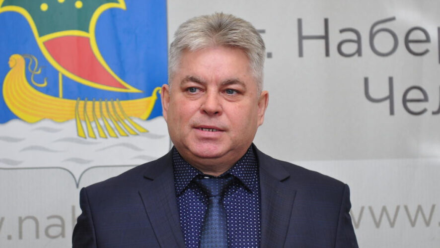 Ранее Харисов возглавлял управление образования города.