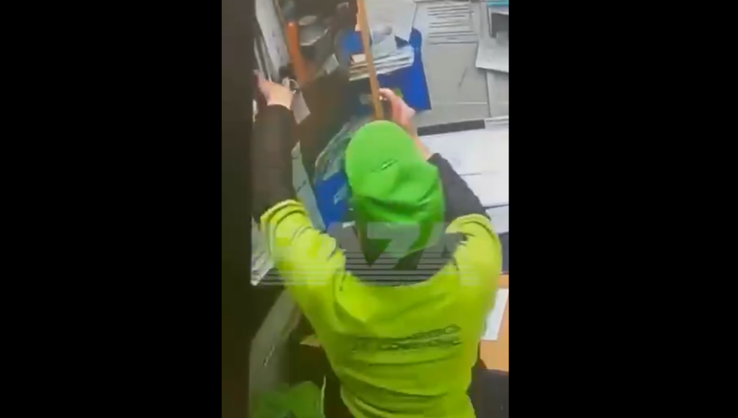 Правоохранители проводят проверку по факту случившегося.