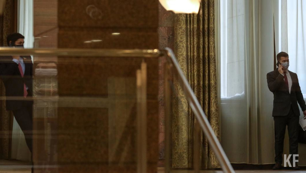 В перечень вошли более 900 организаций.