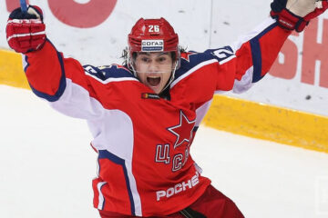 Александр Романов полностью освоился во взрослом хоккее.