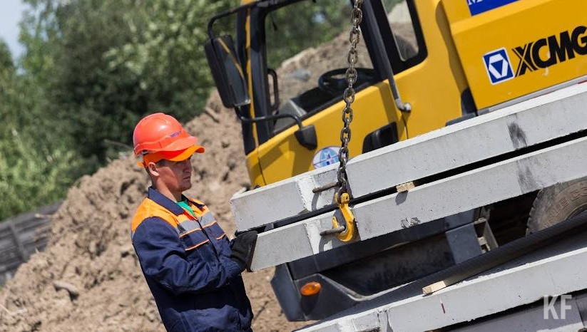 На данный момент на &laquo;раскопках&raquo; выносят сети электроснабжения и связи