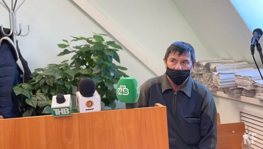 Родители погибшего ребёнка после выплаты 1