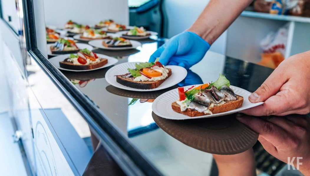 При этом организаторы ожидали 30 тысяч гостей.