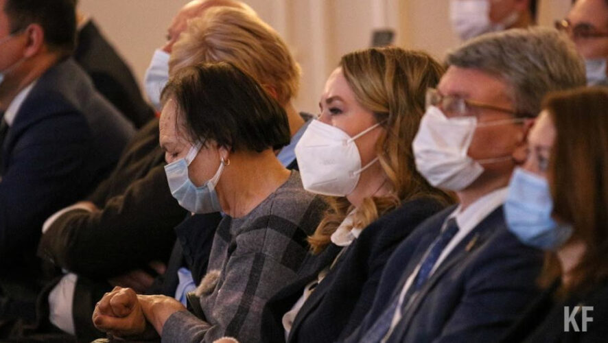 Число заразившихся татарстанцев сократилось на треть. Омикрон-штамм