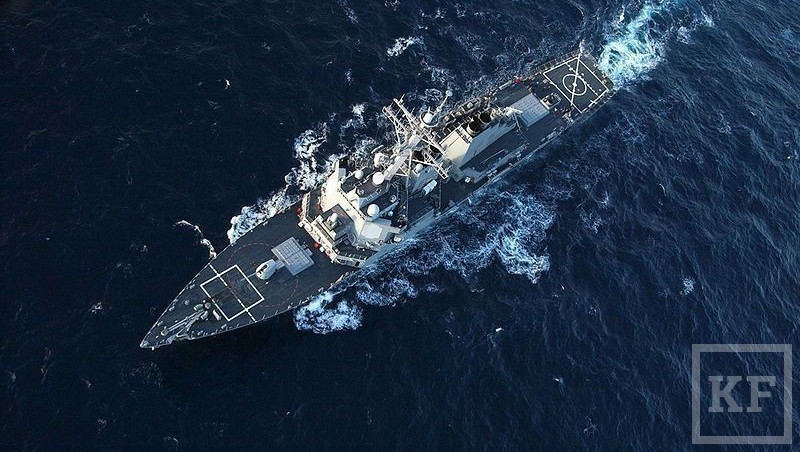 Накануне в рамках договоренности с Киевом в акватории Черного моря появился эсминец военно-морских сил США