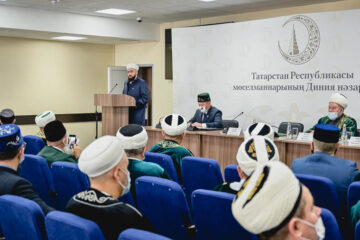 Муфтий Камиль хазрат Самигуллин рассказал о деятельность муфтията в области сохранения татарского языка и татарско-мусульманской идентичности.