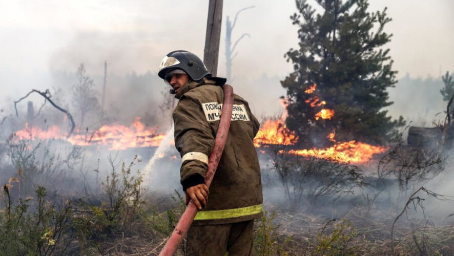 Пожароопасный сезон в этом году сместился почти на месяц - с 25 на 1 апреля. Но всего за три месяца республика догнала прошлогодние показатели термических точек.