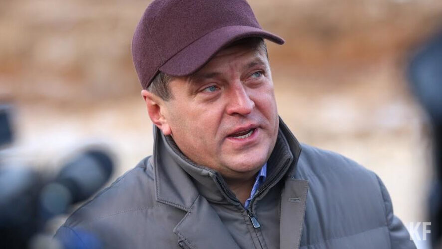 Мэр Казани перенес болезнь в легкой форме.