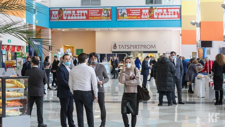 Там впервые отмечены очереди.