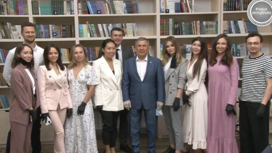 Блогеры встретились сегодня  с президентом республики Рустамом Миннихоновым.