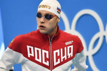 Александр Красных в составе сборной России выиграл эстафету 4 по 200 метров.